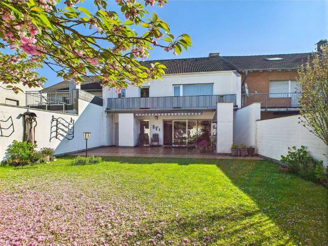 Haus zum Kaufen in Düren 285.000,00 EUR 163 m²