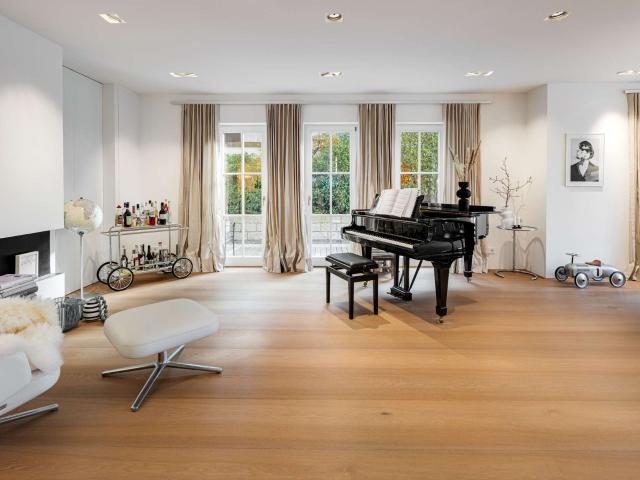 Haus zum Kaufen in Egling Ergertshausen 3.415.000,00 EUR 304.36 m²