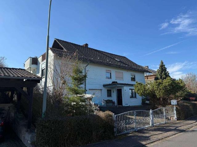 Haus zum Kaufen in Eichenzell Büchenberg 329.000,00 EUR 271 m²