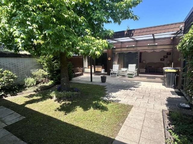 Haus zum Kaufen in Erkrath 450.000,00 EUR 148.1 m²