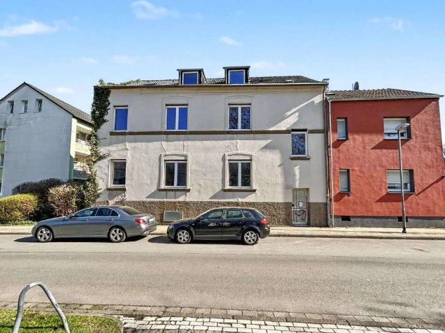 Haus zum Kaufen in Essen 349.000,00 EUR 289.84 m²