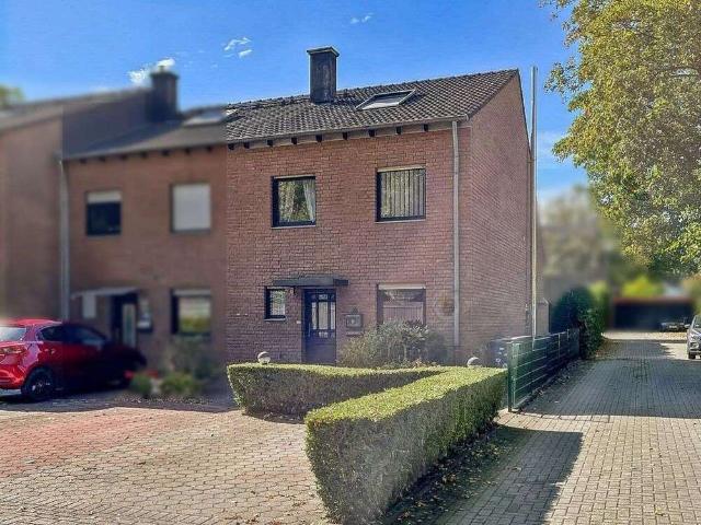 Haus zum Kaufen in Essen 399.000,00 EUR 119.53 m²