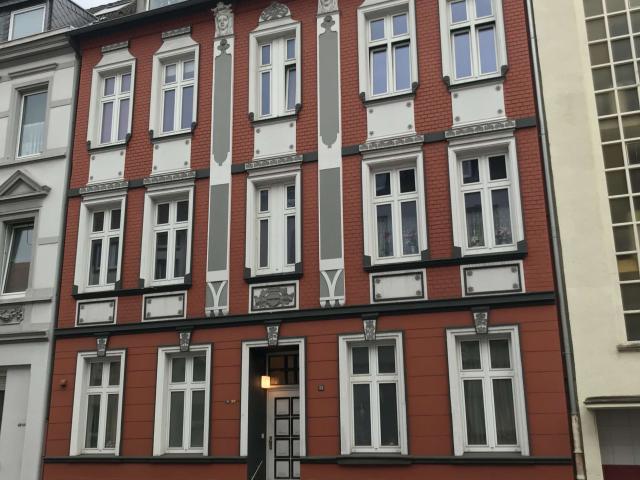 Haus zum Kaufen in Essen 475.500,00 EUR 367.04 m²