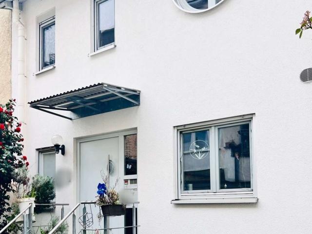 Haus zum Kaufen in Karlsruhe 819.000,00 EUR 133 m²