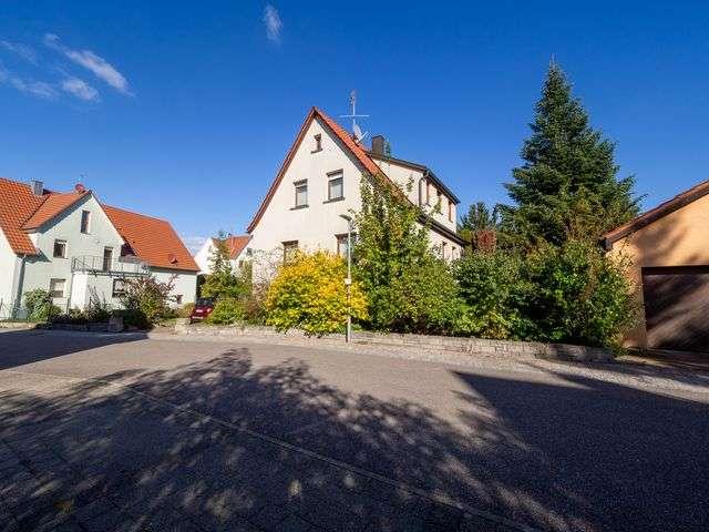 Haus zum Kaufen in Kirchheim am Neckar 380.000,00 EUR 130 m²
