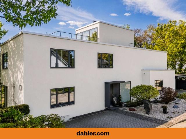 Haus zum Kaufen in Kleinmachnow 2.890.000,00 EUR 445 m²