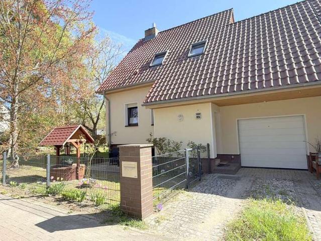 Haus zum Kaufen in Kleinmachnow 775.000,00 EUR 114 m²