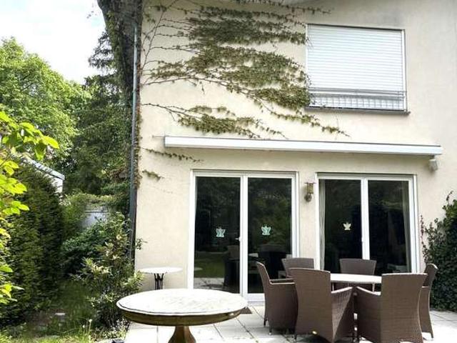 Haus zum Kaufen in Kleinmachnow 849.000,00 EUR 140 m²