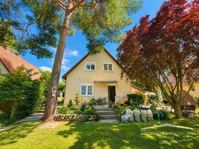 Haus zum Kaufen in Kleinmachnow 880.000,00 EUR 98.7 m²