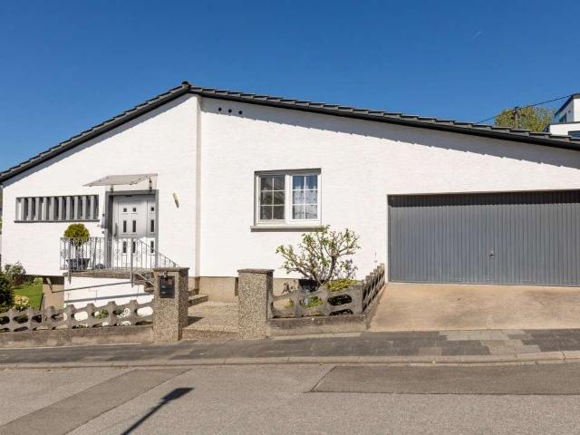 Haus zum Kaufen in Hofheim 698.000,00 EUR 179.26 m²