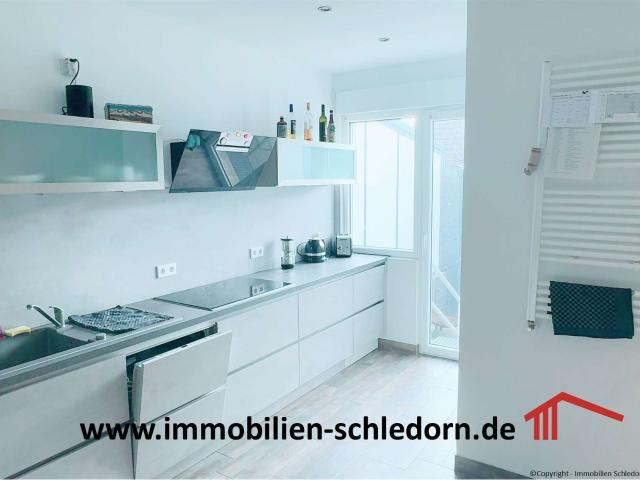 Haus zum Kaufen in Oberhausen 399.000,00 EUR 210 m²