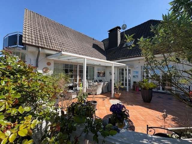 Haus zum Kaufen in Oerlinghausen 789.000,00 EUR 277.49 m²