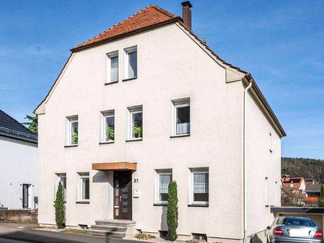 Haus zum Kaufen in Oerlinghausen 349.900,00 EUR 241.42 m²