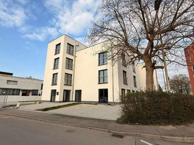 Haus zum Kaufen in Ostfildern Nellingen 3.300.000,00 EUR 1261.49 m²