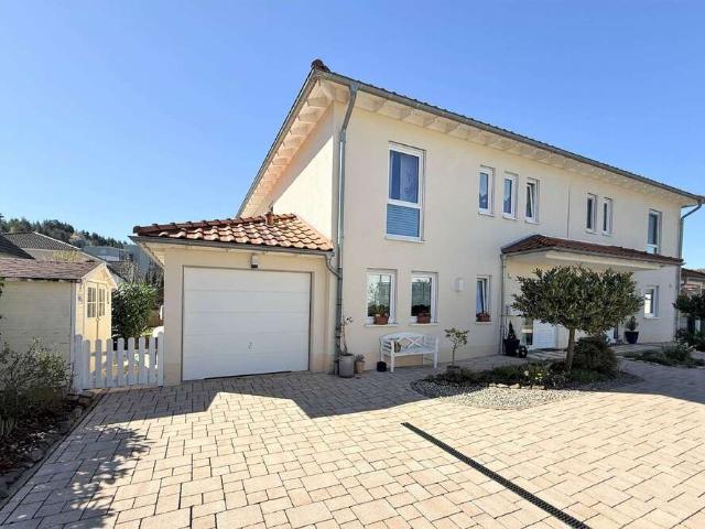 Haus zum Kaufen in Overath 785.000,00 EUR 151.99 m²