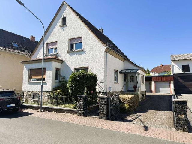 Haus zum Kaufen in Laufdorf 349.000,00 EUR 160 m²
