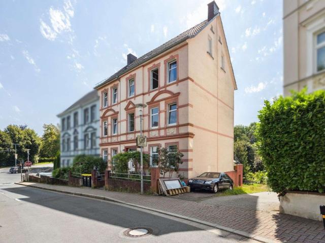 Haus zum Kaufen in Lüdenscheid 349.000,00 EUR 357 m²