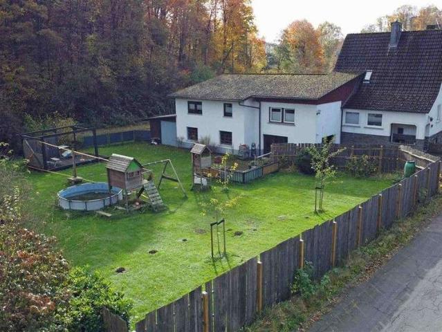 Haus zum Kaufen in Morsbach, Sieg 450.000,00 EUR 251 m²