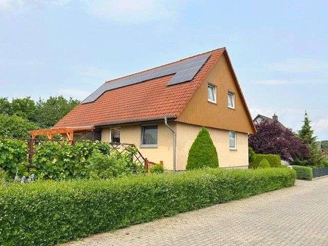 Haus zum Kaufen in Möser 349.000,00 EUR 174 m²