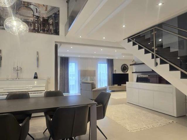 Haus zum Kaufen in Meschede 730.000,00 EUR 155 m²