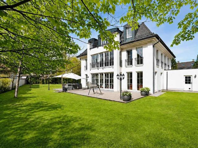 Haus zum Kaufen in München Solln 5.800.000,00 EUR 440 m²