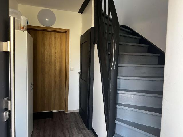 Haus zum Kaufen in Neuhof 449.999,00 EUR 211 m²