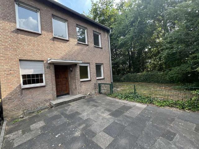 Haus zum Kaufen in Neuss 413.000,00 EUR 135.25 m²