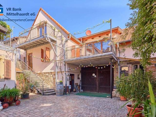 Haus zum Kaufen in Neustadt 685.000,00 EUR 261 m²