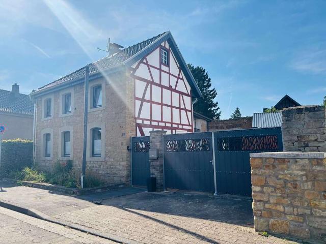 Haus zum Kaufen in Nideggen WOLLERSHEIM 259.000,00 EUR 130 m²