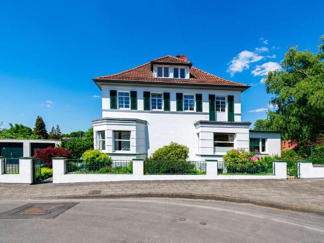 Haus zum Kaufen in Solingen Gräfrath 1.150.000,00 EUR 223.85 m²