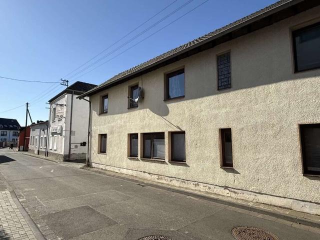 Haus zum Kaufen in Sankt Augustin 998.000,00 EUR 604 m²