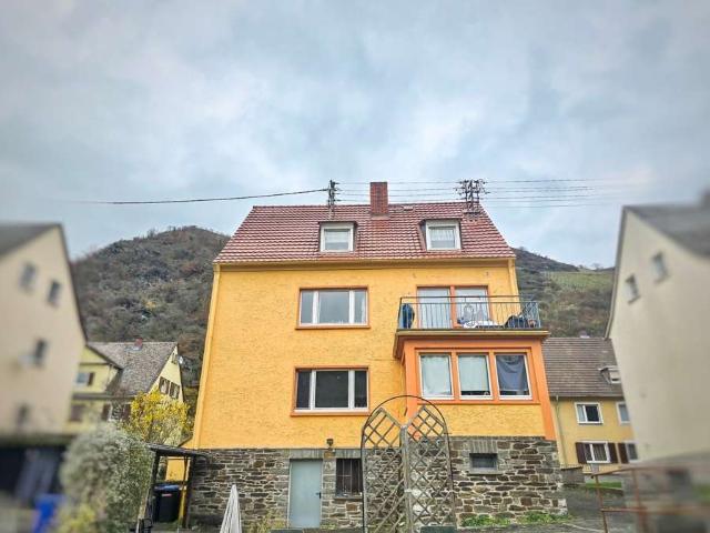 Haus zum Kaufen in Sankt Goarshausen 310.000,00 EUR 182 m²