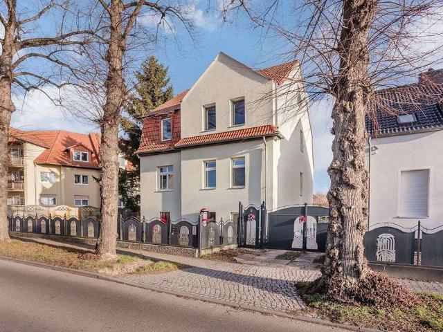 Haus zum Kaufen in Schönefeld 800.000,00 EUR 231 m²