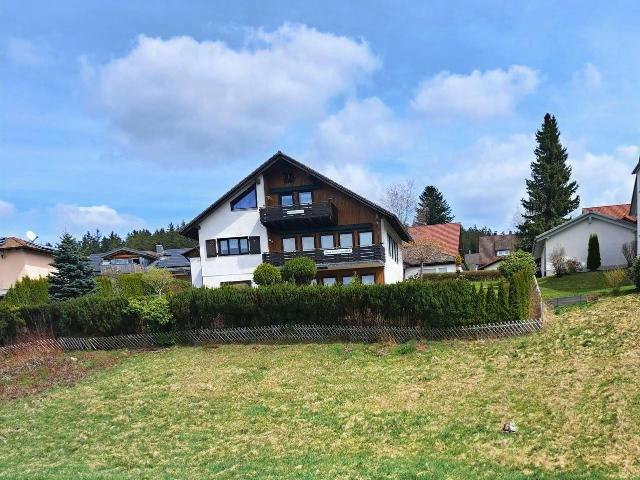 Haus zum Kaufen in Schluchsee 1.150.000,00 EUR 330 m²