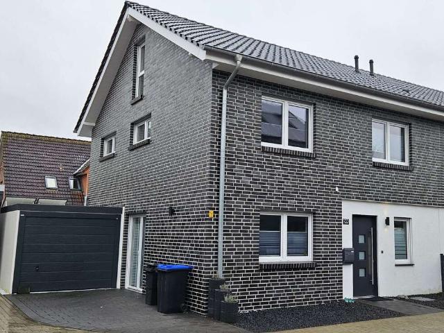 Haus zum Kaufen in Selm 475.000,00 EUR 148.41 m²