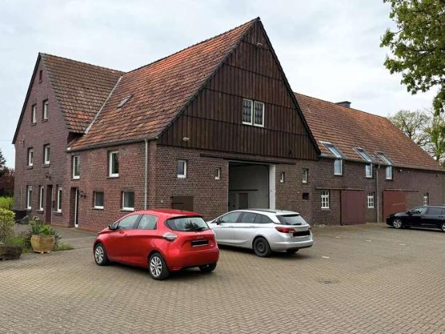 Haus zum Kaufen in Selm 1.598.000,00 EUR 400 m²