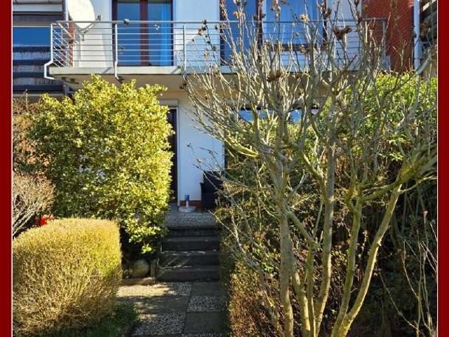 Haus zum Kaufen in Stade 269.000,00 EUR 120.84 m²
