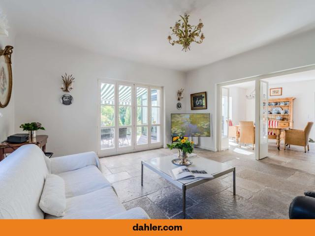 Haus zum Kaufen in Stahnsdorf 1.450.000,00 EUR 307 m²