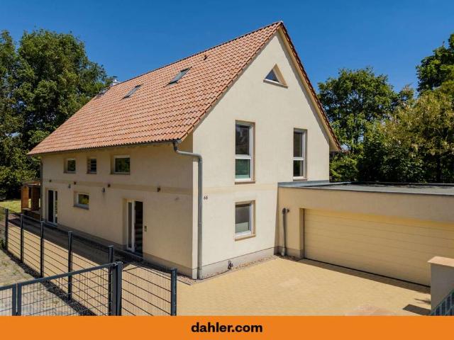 Haus zum Kaufen in Potsdam Drewitz 945.000,00 EUR 252 m²