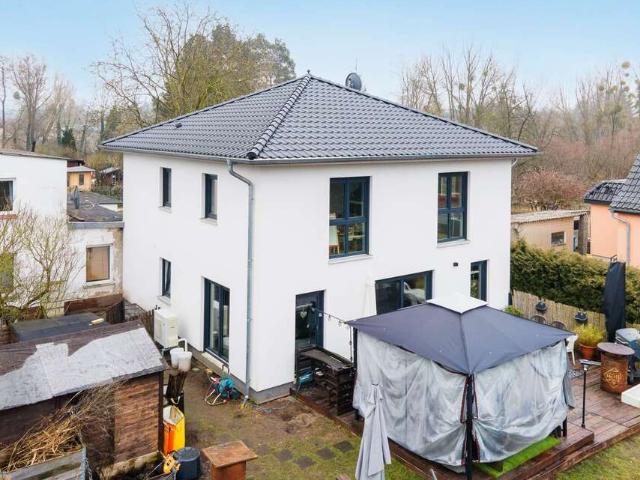 Haus zum Kaufen in PetershagenEggersdorf 699.500,00 EUR 217.2 m²