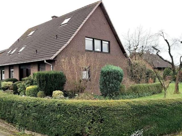 Haus zum Kaufen in Rees 325.000,00 EUR 202 m²