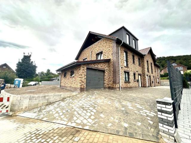 Haus zum Kaufen in Rinteln 570.000,00 EUR 233.96 m²