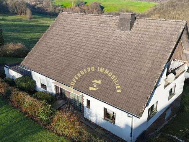 Haus zum Kaufen in Windeck 349.000,00 EUR 300 m²