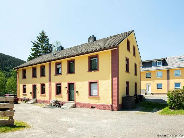 Haus zum Kaufen in Titisee Neustadt 494.900,00 EUR 400 m²