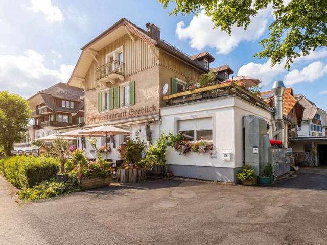 Haus zum Kaufen in Titisee Neustadt 1.995.000,00 EUR 298.05 m²