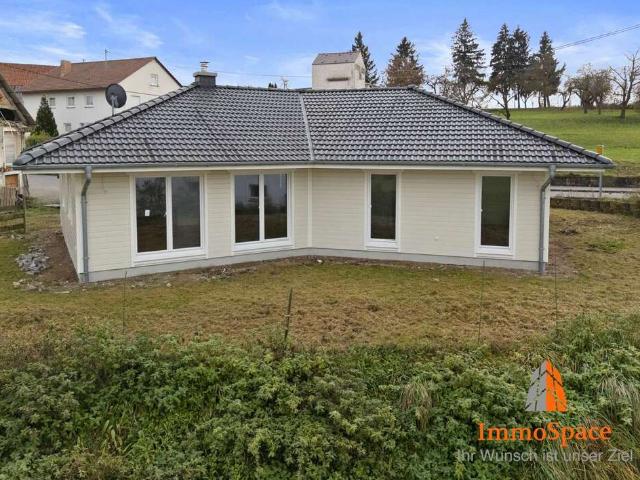 Haus zum Kaufen in Uttenweiler 329.900,00 EUR 101.84 m²