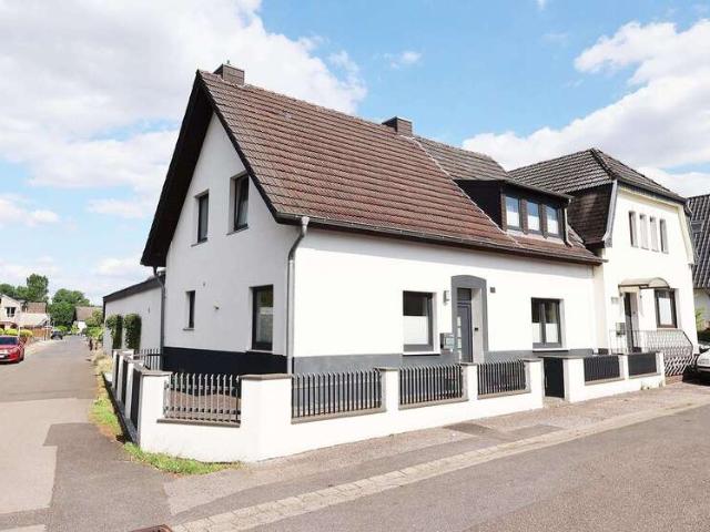 Haus zum Kaufen in Viersen 449.000,00 EUR 135 m²