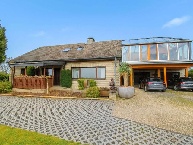 Haus zum Kaufen in Viersen 595.000,00 EUR 214.24 m²