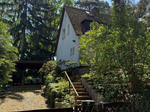 Autentisches Haus in ruiger Lage