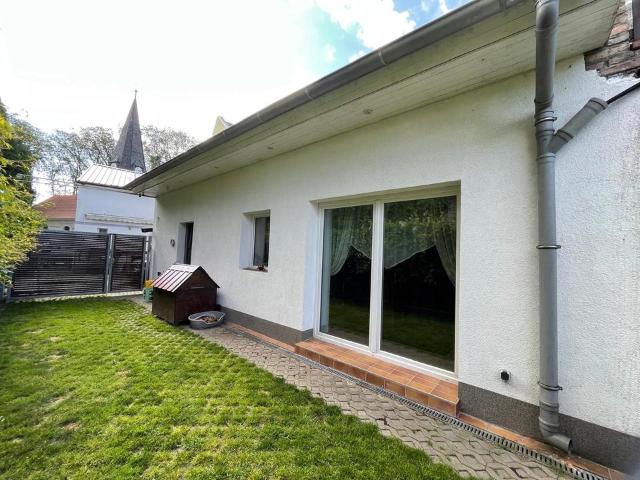 Häuser und Grundstück in Hennigsdorf, Nieder Neuendorf von Privat